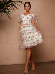 V Neck Floral Embroidered Lace Midi Dress in Pink