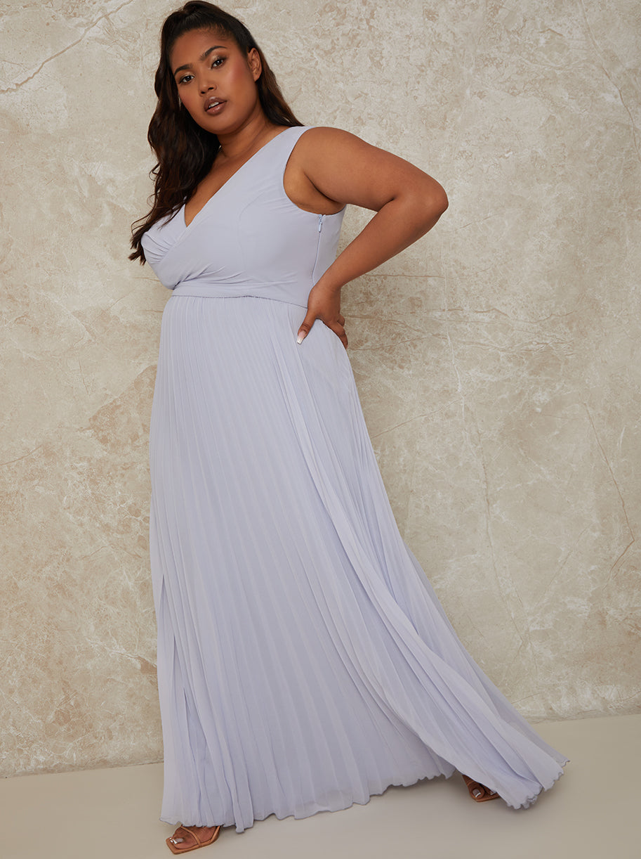 Plus Size V Neck Pleated Maxi Dress in Blue