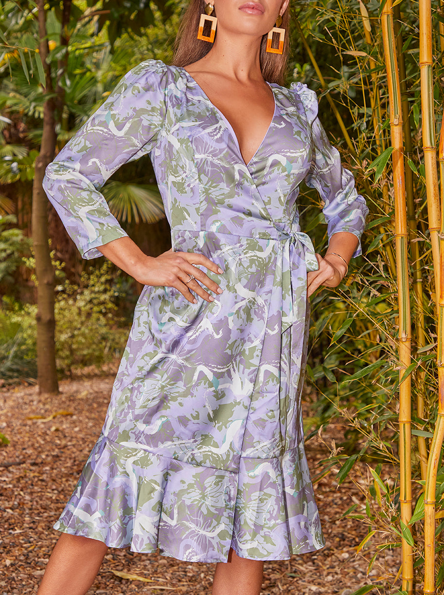 Long Sleeve Marble Wrap Midi Dress in Grey